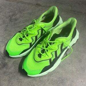 Adidas Ozweego green glow size 10 in excellent condition -worn 1x